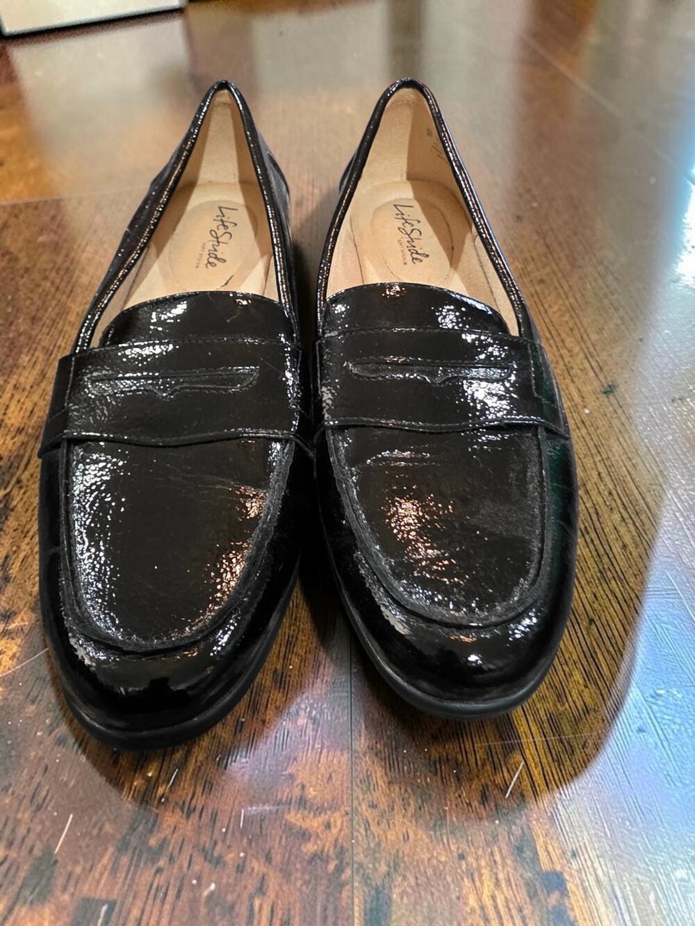 Life Stride Black Patent Leather Loafer Women Size 9 Preppy Minimalist